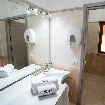 Bb Domus Bed & Breakfast *