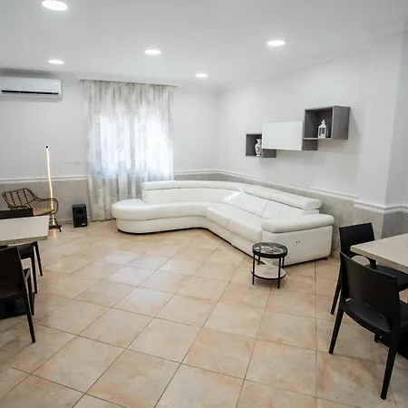 Bb Domus 4* קטנזארו