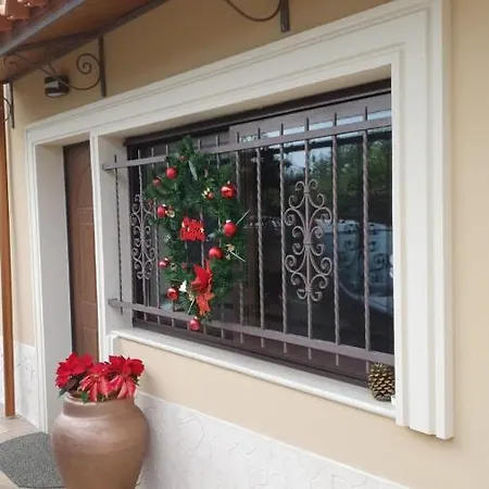 Bb Domus Frühstückspension