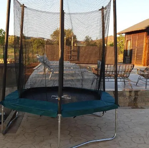 לינה וארוחת בוקר Bb Domus 4*