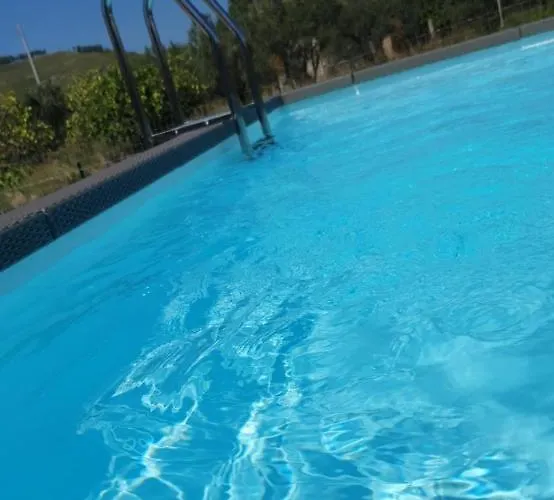 לינה וארוחת בוקר Bb Domus 4*