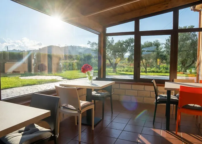 Bb Domus לינה וארוחת בוקר קטנזארו